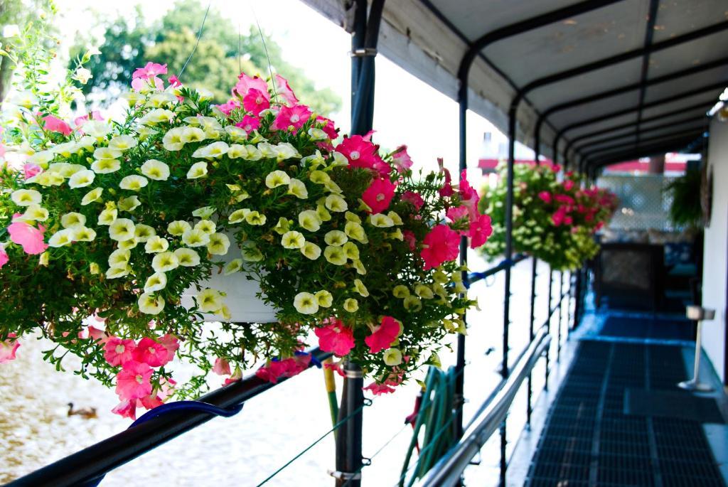세인트폴 The Covington Houseboat B&B 외부 사진