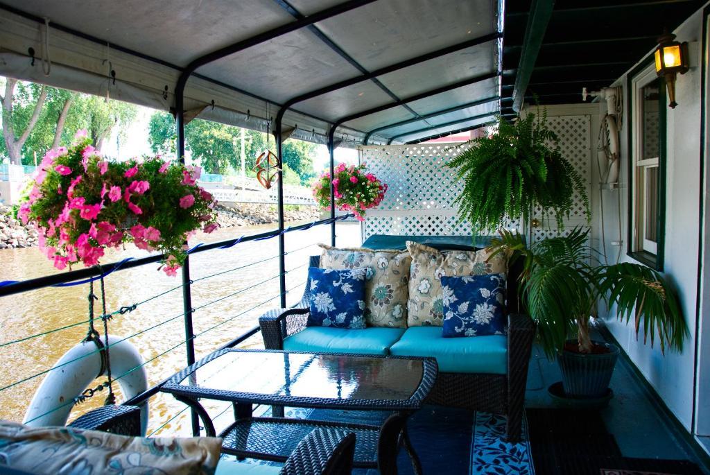 세인트폴 The Covington Houseboat B&B 외부 사진