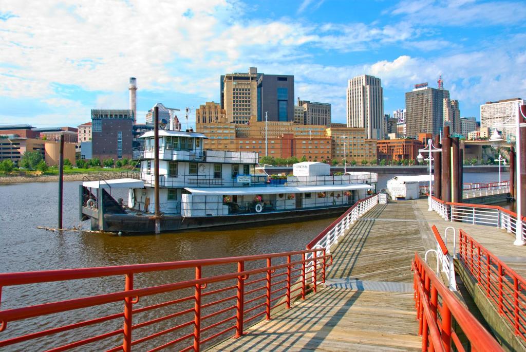 세인트폴 The Covington Houseboat B&B 외부 사진