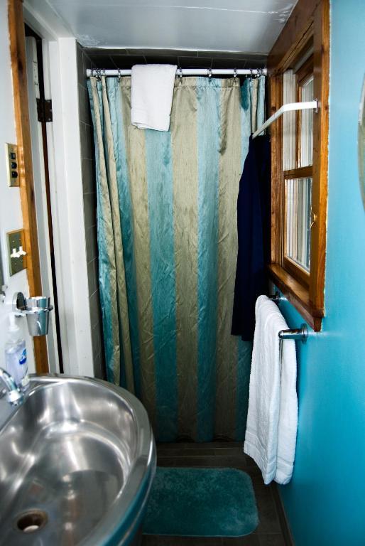 세인트폴 The Covington Houseboat B&B 객실 사진