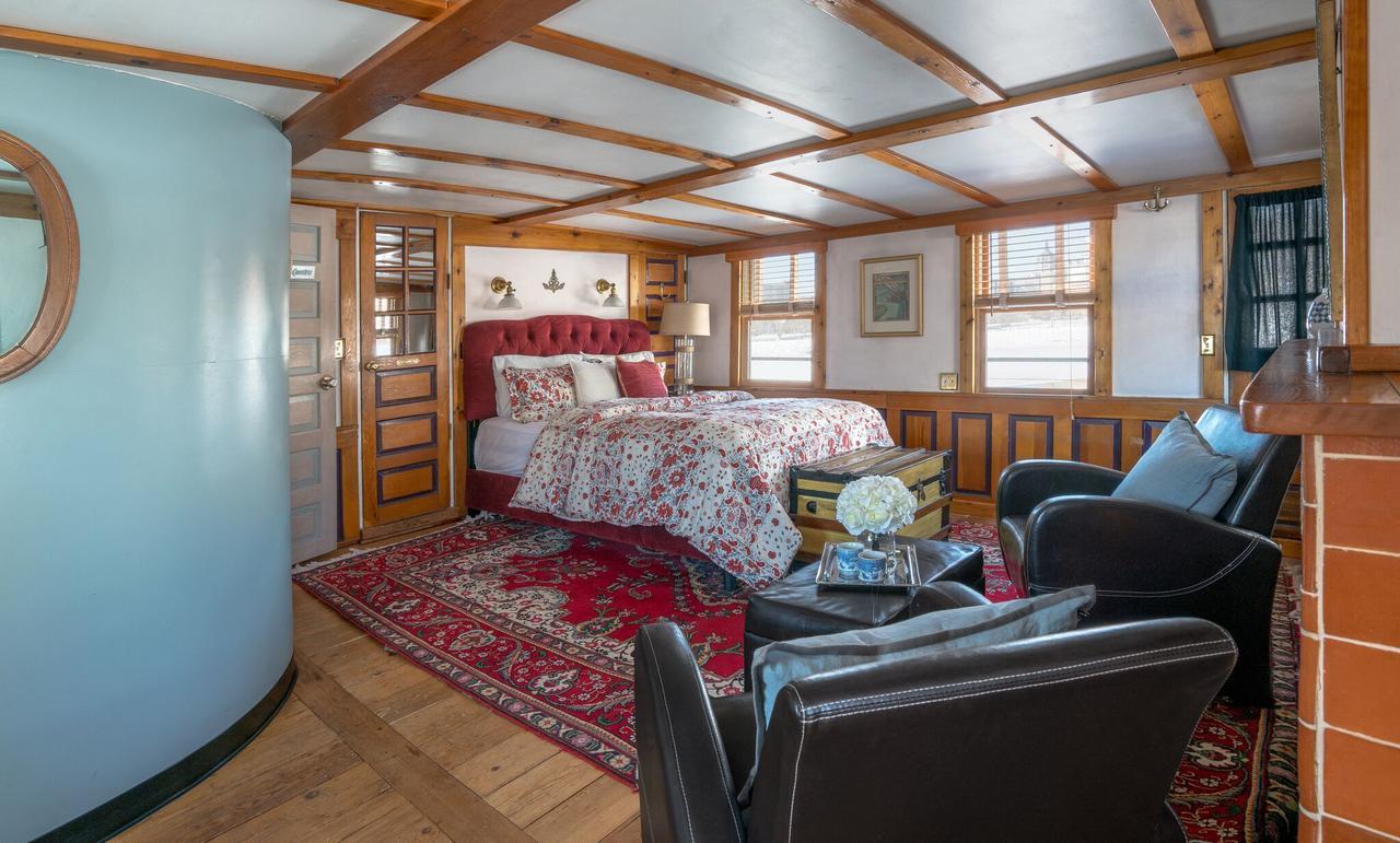 세인트폴 The Covington Houseboat B&B 외부 사진
